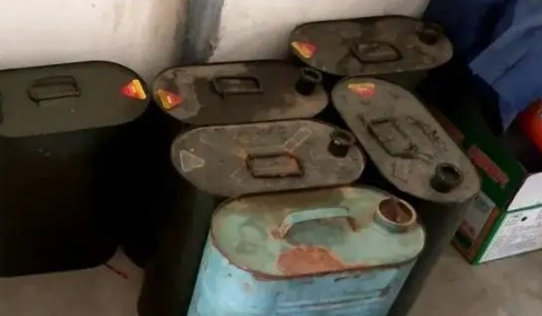 一升汽油等于多少斤 一升汽油1.5斤(不同標(biāo)號有細(xì)微差距)