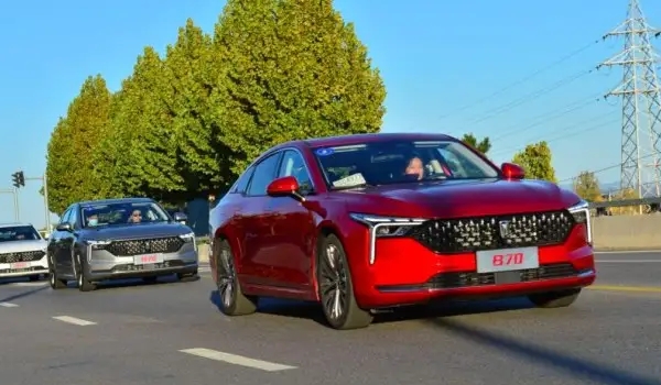 奔騰b70二手車價格，市場最低成交價不到1萬