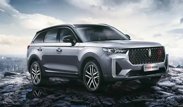 奔騰t99怎么樣值得購買嗎，搭載2.0T+8AT的澎湃動力