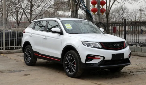 長安cs55plus和吉利博越哪個好 吉利博越配置豐富(車身長達4.5米)