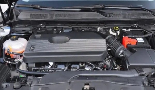 林肯冒險(xiǎn)家的發(fā)動(dòng)機(jī)是哪里生產(chǎn)的 長安生產(chǎn)的2.0T渦輪增壓發(fā)動(dòng)機(jī)