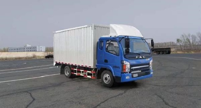 大貨車屬于什么車型，重型、中型、輕型、微型這樣分類