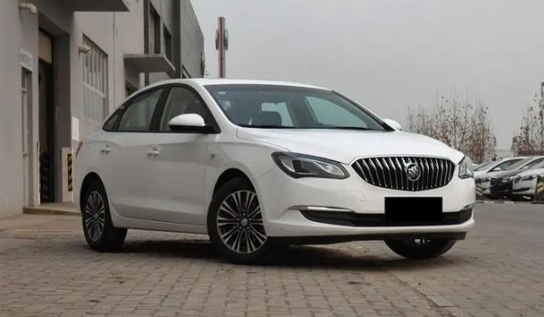 別克英朗油耗怎么樣，實測百公里油耗6L（搭載1.5L和1.3T兩款發(fā)動機）