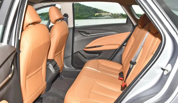 別克英朗車主評價如何，配置滿足日常使用（價位實惠）