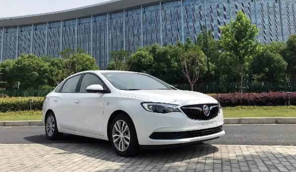 別克英朗車怎么樣好不好，動(dòng)力/空間滿足家用