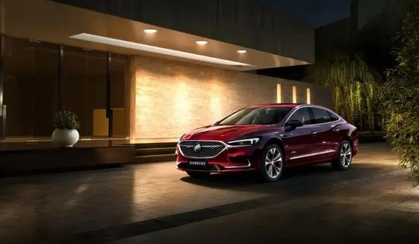 別克君越2022最新款報(bào)價(jià)，市場(chǎng)最新款報(bào)價(jià)21萬