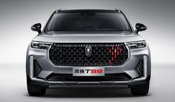 一汽奔騰t99怎么樣 車身長(zhǎng)達(dá)4.8米(百公里油耗10.5L)