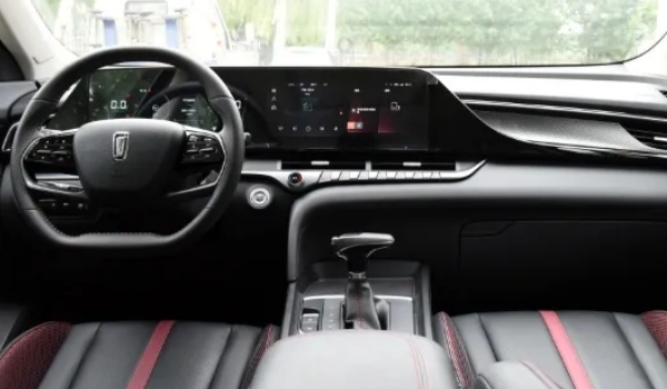 奔騰t55配置參數(shù)，1.5T動力同級優(yōu)秀（主被動安全配置全面）