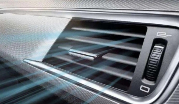 汽車空調有風但不制冷，四個原因三種解決方案