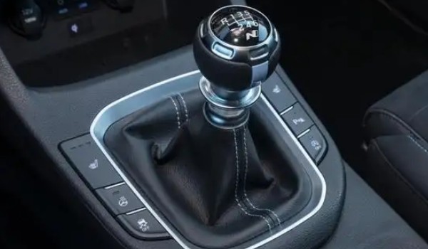 c1和c2有什么區(qū)別 準(zhǔn)駕車(chē)型不同(駕駛范圍不一樣)