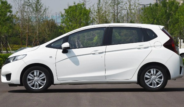 本田飛度2022款圖片及報價 飛度售價8萬一臺(二手價5萬元)