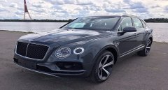 賓利越野車suv報(bào)價(jià)，新添越長袖版高達(dá)240億種內(nèi)飾組合簡直太牛了