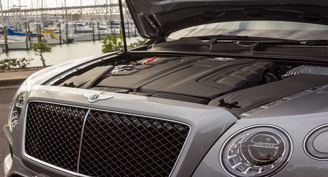 賓利越野車suv報價，新添越長袖版高達240億種內飾組合簡直太牛了