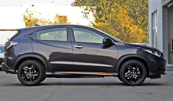 本田繽智的s檔是什么意思 運(yùn)動(dòng)檔位(超車(chē)的時(shí)候使用)