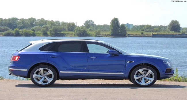 賓利添越300萬能落地嗎，購(gòu)車零頭都又能買車你信嗎