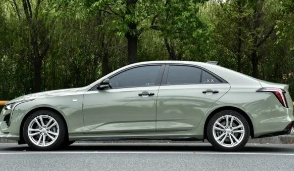 凱迪拉克10萬一15萬是哪個(gè)車 最便宜的凱迪拉克23萬