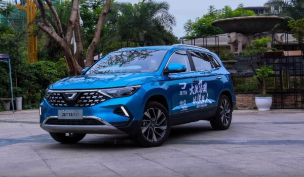 捷達(dá)suv新款vs7優(yōu)惠多少及車身尺寸 長(zhǎng)4624/款1841/高1624（沒(méi)有優(yōu)惠）