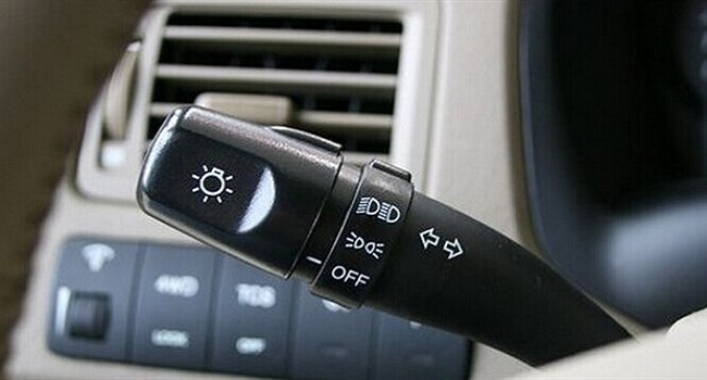 科目三燈光考試口訣表，記住口訣操作就簡(jiǎn)單了