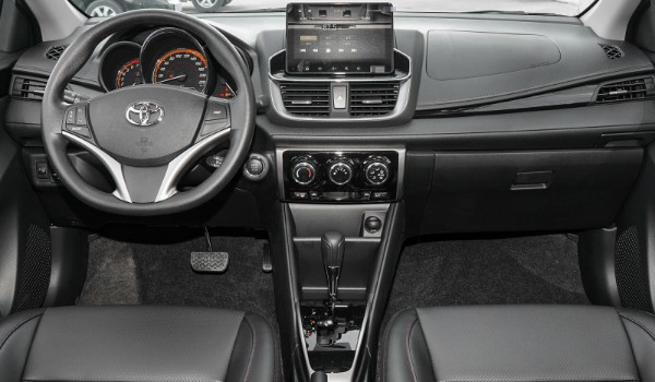 豐田致炫x油耗多少一公里 油耗一公里6毛錢(油耗實(shí)測6.7L)