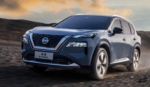 日產(chǎn)奇駿落地價多少錢，全款落地19萬（分期落地首付7萬）