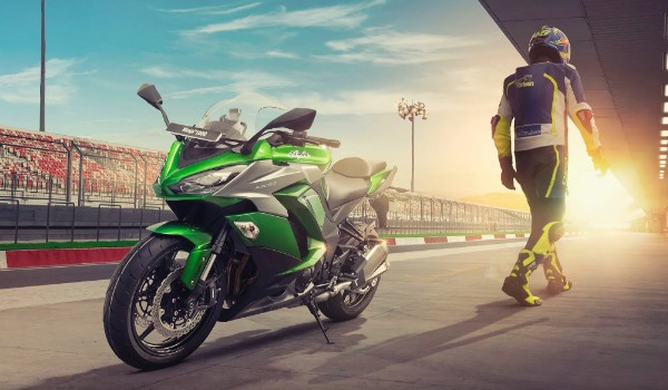 機車是什么意思 摩托車(排量劃分有50cc-600cc)