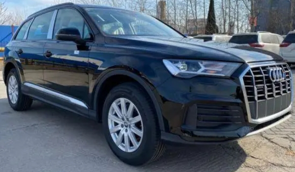 q5奧迪報(bào)價(jià)2022款價(jià)格，在售奧迪q5l報(bào)價(jià)39萬(wàn)（q5車(chē)型早已停售）