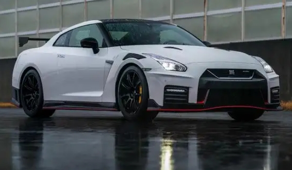 gtr是什么車，日產(chǎn)公司推出的一款跑車