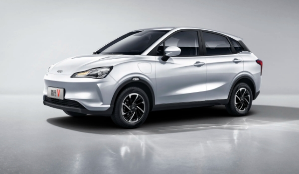 10萬(wàn)元內(nèi)最好電動(dòng)汽車，宏光MINIEV價(jià)格最低銷量最高