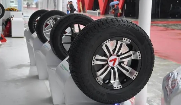 kumho輪胎是什么品牌，韓國的錦湖輪胎