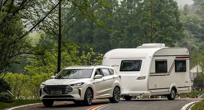 c6駕照可以開什么車型，C6駕駛證并不能直接考取