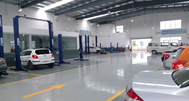 在汽車美容店做學(xué)徒怎么樣，選擇專業(yè)的培訓(xùn)機(jī)構(gòu)更靠譜