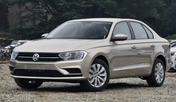 寶來傳奇1.5自動(dòng)時(shí)尚型落地價(jià)，全款落地9.5萬（分期落地首付3.8萬）