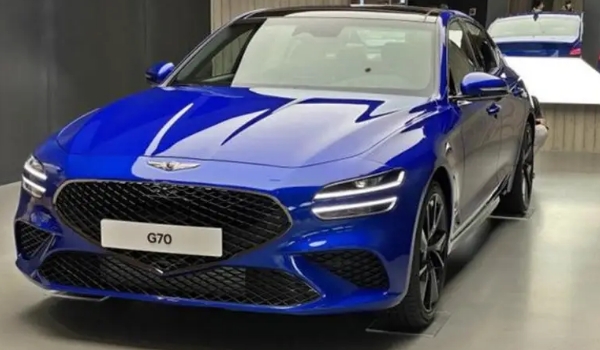 捷尼賽思g70報(bào)價(jià)及圖片，市場(chǎng)最新2023款報(bào)價(jià)24萬(wàn)起