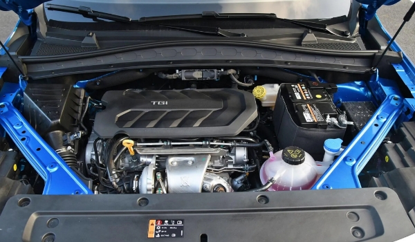 榮威rx5max怎么樣，動力家用充沛（百公里綜合油耗7L起）