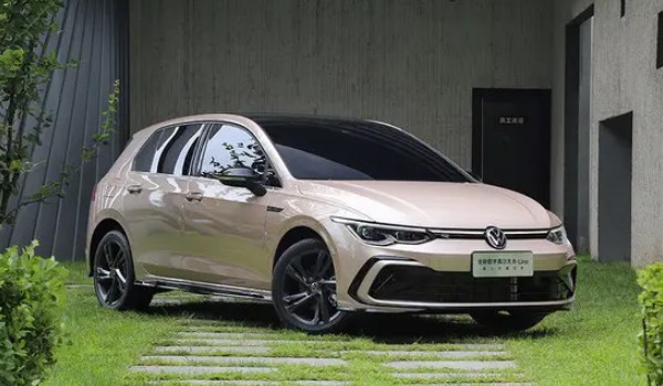 大眾高爾夫2022款價(jià)格及圖片 2022款新車售16萬一臺(二手價(jià)8萬)