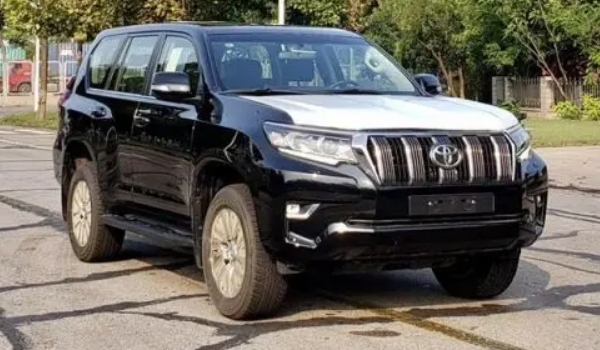 豐田霸道2022全新款價(jià)格圖片，國(guó)內(nèi)市場(chǎng)早已停售（二手車報(bào)價(jià)45萬(wàn)起）