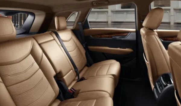 凱迪拉克xt5怎么樣值得買嗎，搭載2.0T+9AT動(dòng)力組成（乘駕體驗(yàn)舒適）