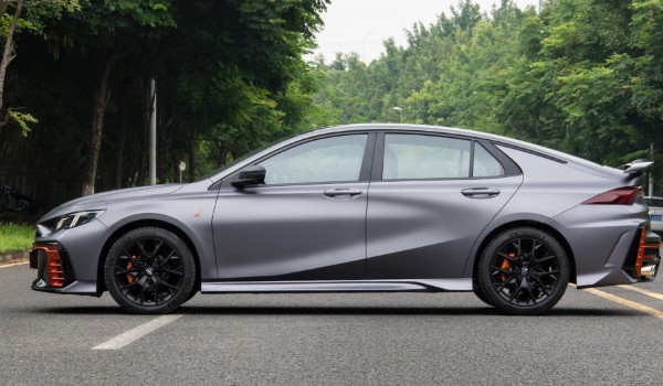 廣汽傳祺影豹報價 2022款影豹售價13萬一臺(落地15萬)