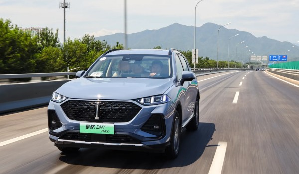 長(zhǎng)城魏派油電混合報(bào)價(jià) 有四款車(chē)型(拿鐵DHT-PHEV售價(jià)22萬(wàn))