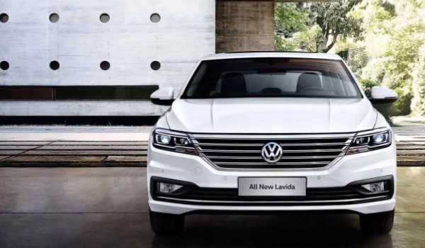 大眾朗逸怎么樣 性價(jià)比高/動(dòng)力平穩(wěn)/空間舒適（售價(jià)12.09萬-15.09萬）