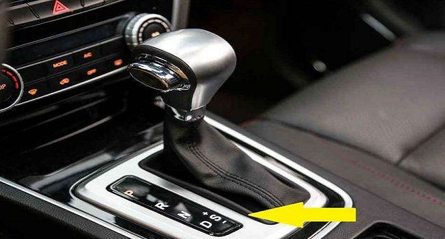 新手練車自動(dòng)擋口訣，記住這些口訣出行沒問題