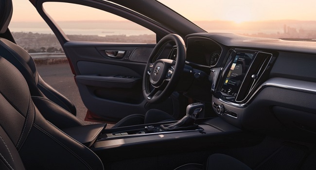 s60沃爾沃2022款落地價，動力超強值得購買