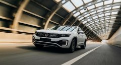 探岳330豪華智聯(lián)版落地價(jià)，綜合油耗6.8L/100km你值得擁有