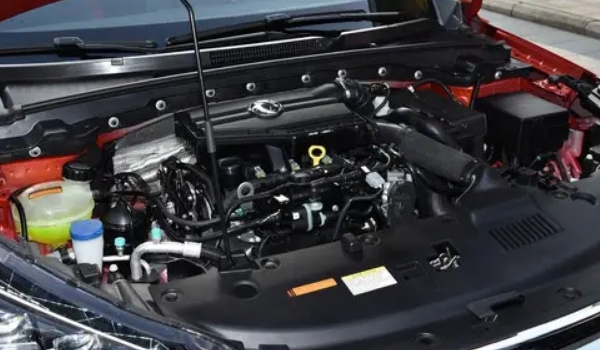 東風(fēng)風(fēng)神奕炫值得入手嗎，動(dòng)力滿足日常需求（空間寬敞夠用）