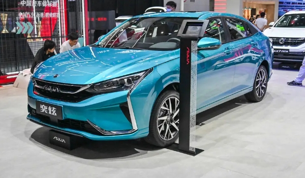 東風(fēng)奕炫2021款多少錢，市場(chǎng)最低報(bào)價(jià)6萬起