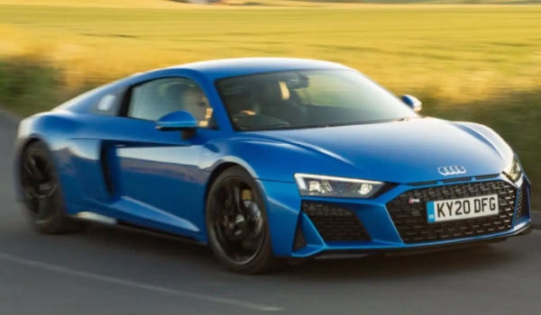 奧迪R8屬于什么檔次 車輛是屬于中置引擎的超級(jí)跑車（豪華車型）