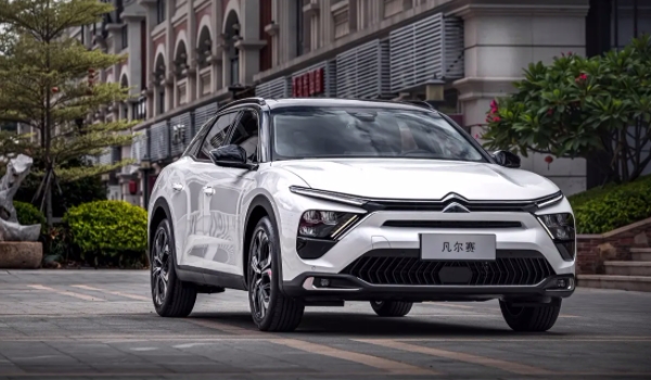 雪鐵龍凡爾賽c5x圖片及價(jià)格 凡爾賽c5x新車僅售14.37萬(wàn)元（分期首付）