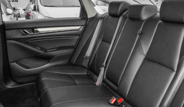 20萬(wàn)左右買什么車好 本田雅閣值得推薦(銷量高空間大)