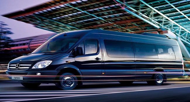 奔馳商務(wù)車有哪幾款，奔馳MPV是家族中最豪華的一個(gè)系列