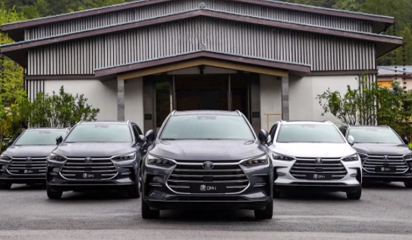 比亞迪唐新能源4.5s 是車輛的百公里加速時間（僅限于純電版本）